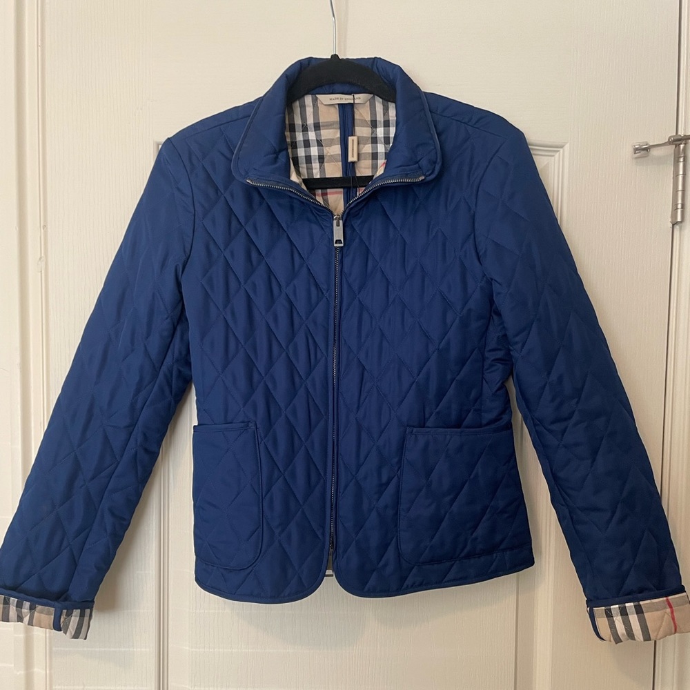 BURBERRY - Women’s Blue Quilted Jacked 08R